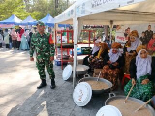 Ramaikan HUT Kota Sabang ke-61 dan Tahun Baru Islam, Babinsa Pantau Pelaksanaan Kenduri Bubur Asyura