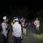 Respon Cepat Patmor Polres Halsel Dan Polsek pulau Bacan Bubarkan Pesta Miras di Jln Raya Belang-Belang.