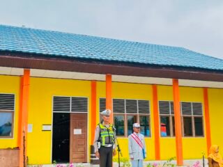 Police Goes To School, Polsek Kampar Kiri Edukasi Pelajar SMAN 2 Kampar Kiri Tentang Tertib Lalu Lintas, Anti Narkoba Dan Stop Bullying