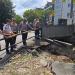 Ditlantas Polda Riau Bergerak Cepat Tindak Lanjuti Titik Banjir Di Depan RS Awal Bros, Berkolaborasi Dengan PUPR