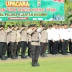 Kapolres Kuansing Pimpin Upacara PTDH Dua Personel, Tegaskan Komitmen Penegakan Kode Etik Polri