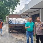Kapolsek Tapung Hilir Kawal Distribusi 2,73 Ton Jagung Pipil PT SEBAL Ke Bulog Kampar, Dukung Program Ketahanan Pangan Nasional