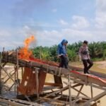 Polsek Kuantan Mudik Musnahkan Dua Rakit PETI Di Desa Setiang, Komitmen Berantas Tambang Ilegal Terus Digencarkan
