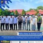 Police Goes To School Di MAN 1 Kuok, Satlantas Polres Kampar Edukasi Keselamatan Berlalu Lintas Dan Bagikan Helm SNI