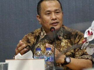 Gelombang Ketiga Otokratisasi Dan Ujian Konsolidasi Demokrasi Indonesia