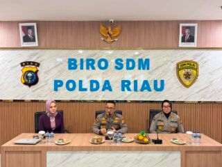 Kapolda Riau Dorong Polwan Makin Percaya Diri, 70 Polwan Ikuti Pelatihan Public Speaking