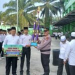 Kapolsek Kampar Jadi Pembina Upacara Di Ponpes As Salam, Sampaikan Pesan Jujur, Disiplin, Berani Dan Peduli Lingkungan