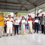 BLT Dana Desa Teluk Limo Disalurkan, Warga Antusias Terima BantReport Enam Bulan