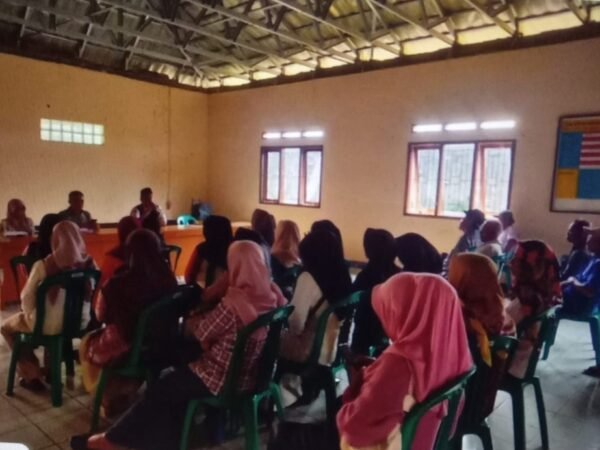 Menjaga Marwah Pelayanan Publik di Akar Rumput, Pemdes Cimahi Gelontorkan Insentif untuk 70 Ketua RT dan RW