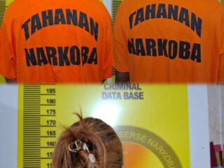 Tim Elang Kuantan Gerebek Rumah Di Sungai Jering, Tiga Orang Diamankan
