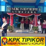 Peringati HUT ke-81 RI, Kepala SMKN 1 Lumajang Turut Terjun Semarakkan Lomba Antar-Warga Sekolah