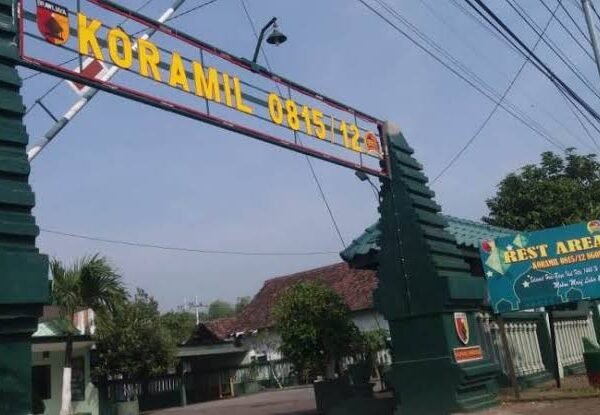 Jalin Kerja Sama, KPK-RI dan Insan Pers Ngoro Bersinergi dengan Koramil Jaga Keamanan Wilayah