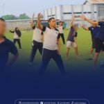 Pembinaan Jasmani Melalui Senam Rutin, Langkah Humanis Kalapas Narkotika Rumbai Bersama WBP