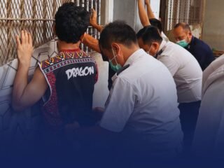 Sinergi Kamtib Dan KPLP Lapas Narkotika Rumbai Gelar Razia Blok Hunian Demi Ciptakan Lingkungan Bersih Dari Barang Terlarang