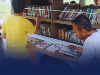 Jendela Dunia Dibalik Jeruji, Layanan Pustaka Keliling Dinas Perpustakaan Dan Kearsipan Kota Pekanbaru Sapa Warga Binaan Lapas Narkotika Rumbai