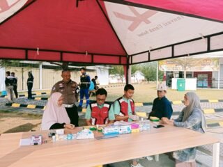 Sambut Akhir Pekan, PJR Tol Pekbang Dan Manajemen HK Gelar Aksi Simpatik Tingkatkan Kesadaran Pengendara