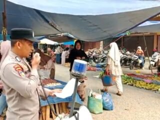 Cegah Karhutla, Sat Binmas Dan Bhabinkamtibmas Polres Kuansing Edukasi Warga Agar Tidak Membuka Lahan Dengan Membakar