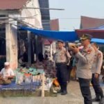 Pasar Tradisional Petapahan Jadi Sasaran Sosialisasi Karhutla, Kapolsek Tapung : Patuhi Maklumat Kapolda Riau, Jangan Membakar Lahan