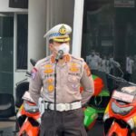 Pagi ini, Dirlantas Polda Riau Berikan Penghargaan Kepada 13 Personel Ditlantas Polda Riau Yang Berprestasi