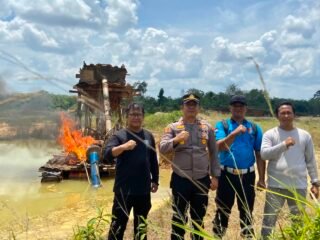 Polres Kuansing Tertibkan 20 Rakit PETI Di Empat Lokasi, Seluruhnya Dimusnahkan