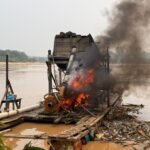 Polsek Cerenti Tindak Aktivitas PETI, Satu Rakit Di Sungai Batang Kuantan Dimusnahkan