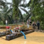 Polsek Singingi Tertibkan Rakit PETI Di Muara Lembu, Satu Rakit Stingkai Dirusak Dan Dibakar
