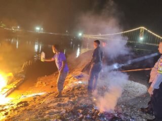 Polsek Kuantan Tengah Tindak 1 Unit PETI Di Dekat Jembatan Gantung Seberang Taluk