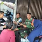 Komsos & Bantu Pendataan Perlinsos, Babinsa Kuta Barat Pastikan Bantuan Tepat Sasaran