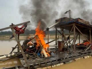 Polsek Singingi Hilir Tertibkan 3 Rakit PETI Di Dua Lokasi, Seluruhnya Dimusnahkan