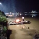 Polsek Kuantan Tengah Tindak PETI Manual Di Tepian Narosa, 4 Papan Asbuk Dimusnahkan