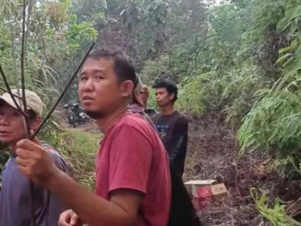 Api Meluas Ancam Pemukiman, Warga Sekayu Keluhkan lambat penangganan yg serius dri istansi terkait