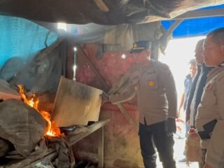 Polsek Singingi Hilir Tertibkan Dua Rakit PETI Di Pulau Jambu, Cegah Kembali Beroperasi
