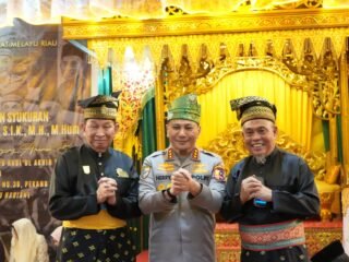 Panglima Besar Hulubalang LAMR Hadiri Pelepasan Komjen Herry Heryawan, Apresiasi Pelestarian Budaya Melayu Dan Green Policing
