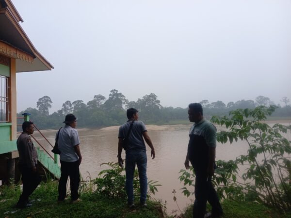 Respons Cepat Layanan Kepolisian 110, Polsek Cerenti Tindak Lanjuti Laporan PETI Di Sungai Kuantan