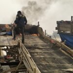 Polsek Singingi Tindak Empat Rakit PETI Di Desa Kebun Lado, Seluruhnya Dibakar
