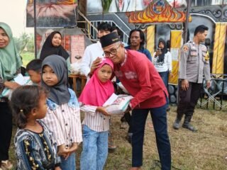 Pasar Malam Putra Remaja Gelar Santunan untuk 50 Anak Yatim Piatu di Kampung Batang Hari