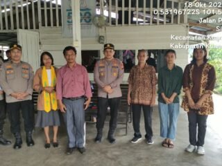 Polsek Kuantan Tengah Gelar Minggu Kasih Di Gereja Santo Antonius