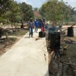 Jalan Sepanjang 200 Meter Dibangun Warga Kampung Medasari Secara Swadaya