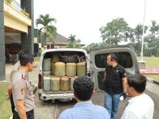 Polres Kuansing Ungkap Kasus BBM Bersubsidi Dan Ganja, Empat Tersangka Diproses Hukum