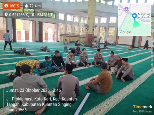 Jumat Keliling, Polres Kuansing Ajak Masyarakat Jaga Kamtibmas Dan Cegah Kenakalan Remaja