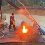Polsek Kuantan Hilir Tertibkan Aktivitas PETI Di Desa Rawang Ogung, Empat Rakit Dimusnahkan