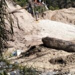 Polsek Singingi Tertibkan Aktivitas PETI Di Muara Lembu, Satu Unit Rakit Dimusnahkan