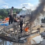 Polsek Singingi Hilir Tertibkan Peti Jenis Dompeng Di Desa Petai Baru, Satu Rakit Dimusnahkan