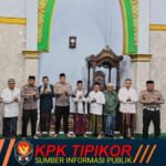 Merajut Harmoni di Waktu Fajar: Cara Kapolres Bondowoso Dekatkan Diri dengan Warga Lewat 'Suling'