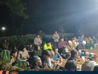 Sisi Kemanusiaan di Balik Musibah Karhutla Bromo: Dampingi Keluarga Korban hingga Peristirahatan Terakhir