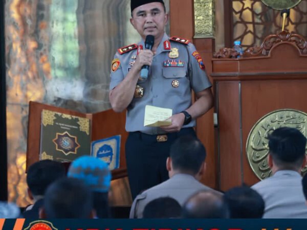 Kapolda Jatim Instruksikan Anggota: Ambil Hati Masyarakat, Jangan Ambil Harta