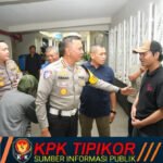 Sentuhan Empati Polri untuk Pengemudi Ojol Korban Kecelakaan di Blok M
